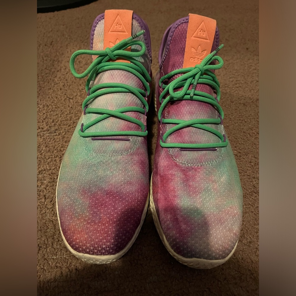 Adidas Men’s Pharrell Tennis Hu